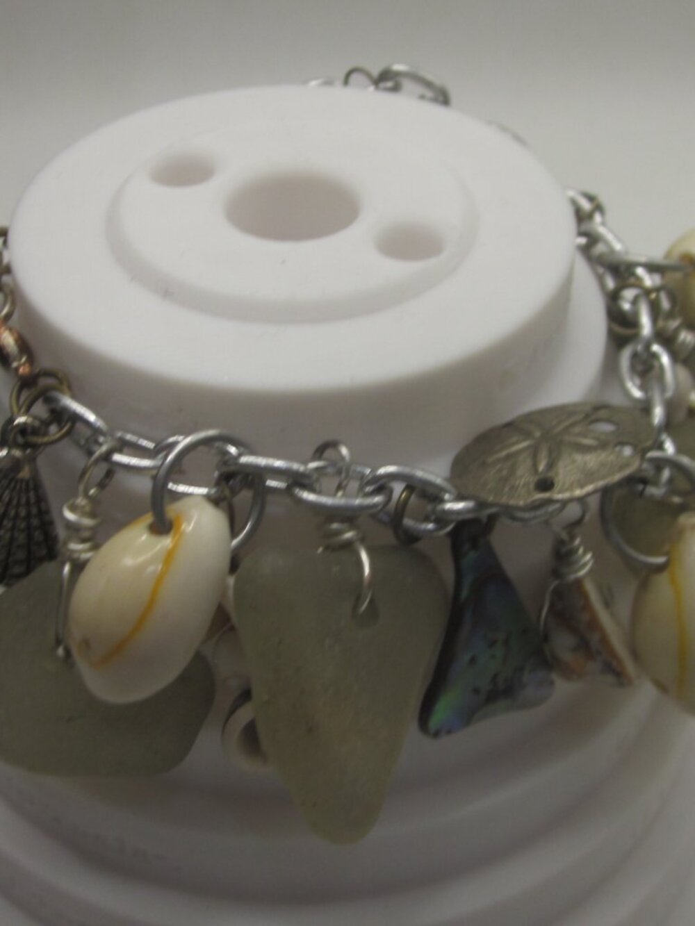 Sea Glass and Shell Bracelet Silver Tone - Picture 3 of 4